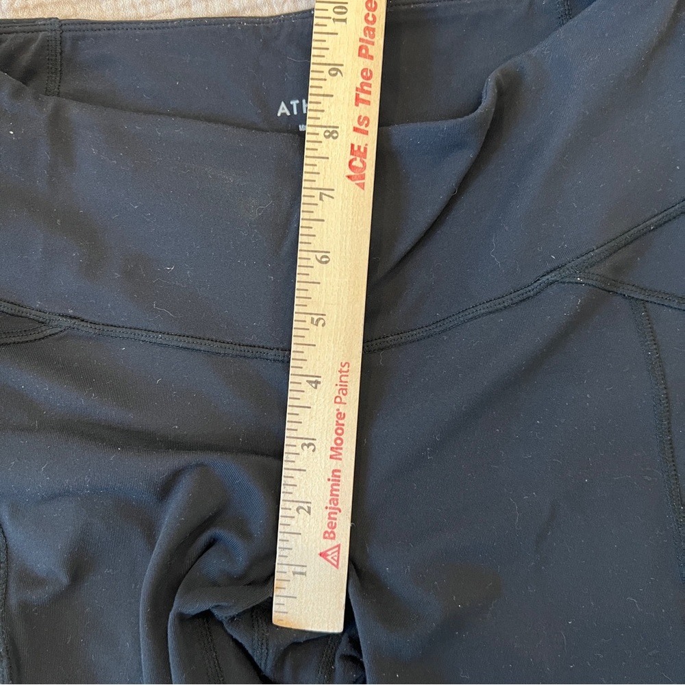 Athleta Full Length Leggings with Side Zippered Pockets EUC - Picture 7 of 8